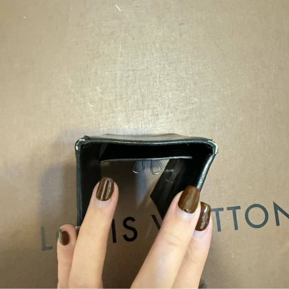 Authentic Gucci Keyholder - Picture 11 of 12